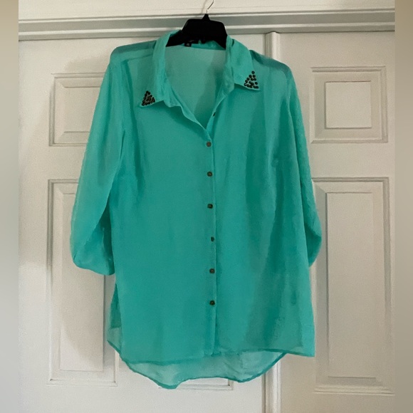 Teal plus size button down - Picture 2 of 3